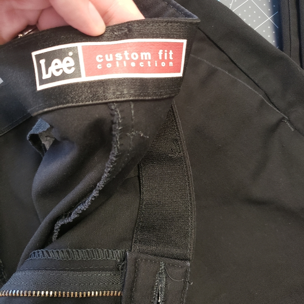 Black slacks - Picture 3 of 4